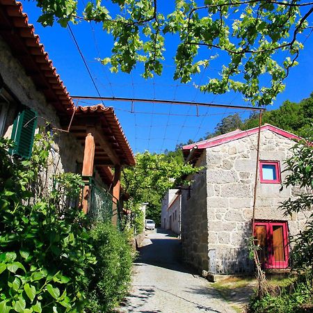 Aldeia Turistica De Louredo Guest House วีเอย์รา ดู มีโญ ภายนอก รูปภาพ